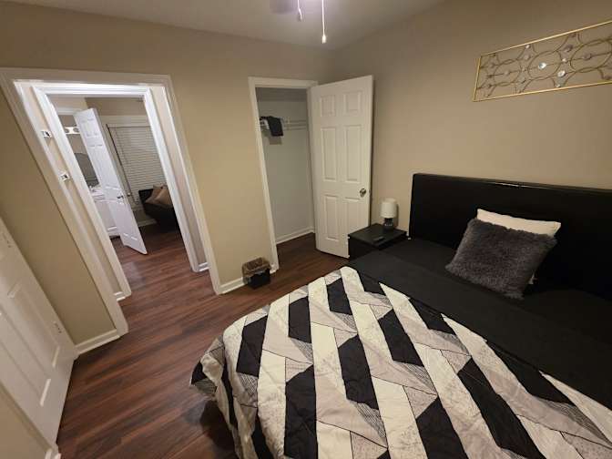 CL&C Property Management and Consulting's room