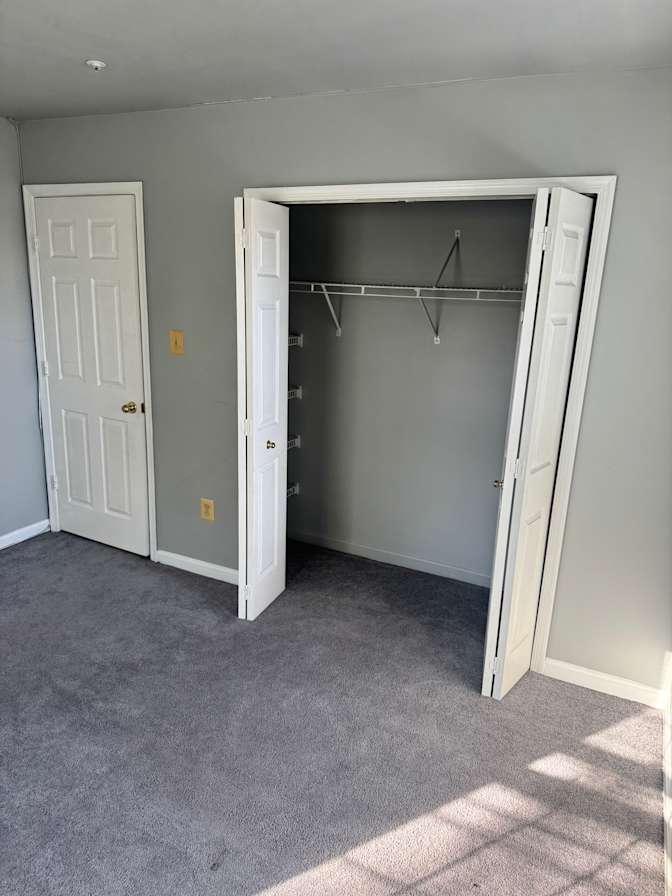 Jenora's room