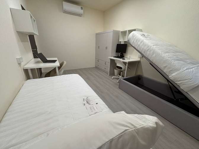 Harry Lee's room