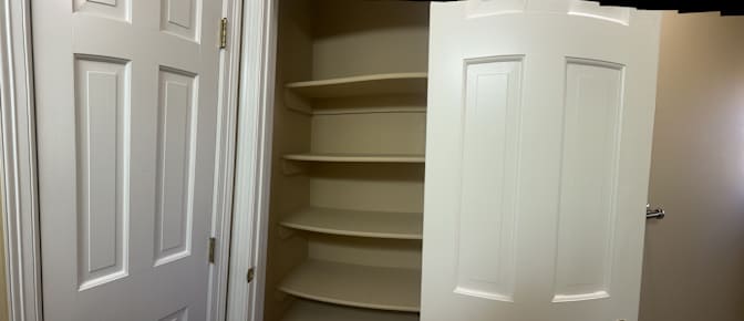 Vail's room