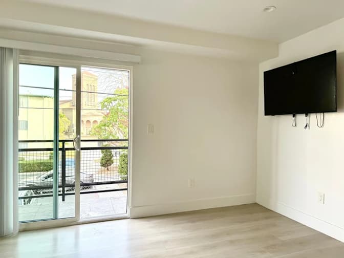 Israel's room