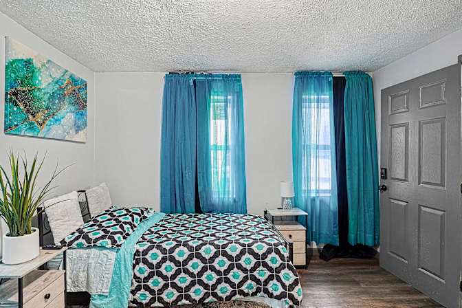 Maurice Thomas Jr's room