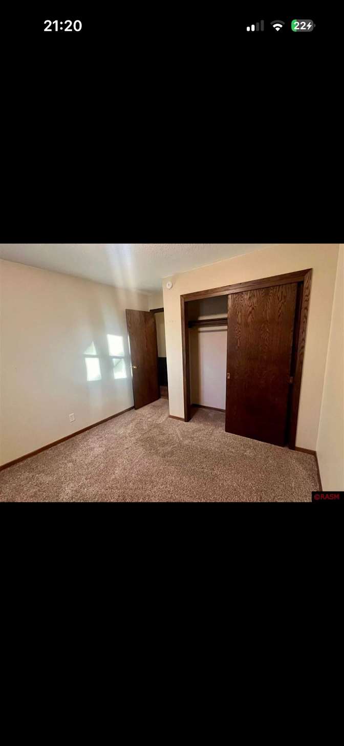 Evelyn's room