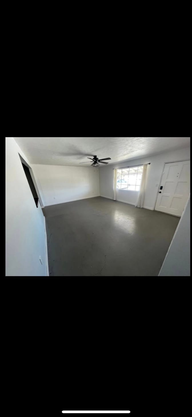 jose's room