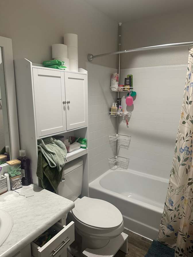 Jennia's room