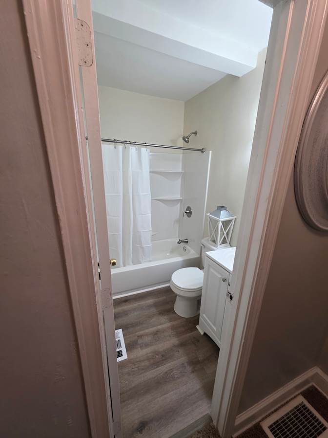 CL&C Property Management and Consulting's room