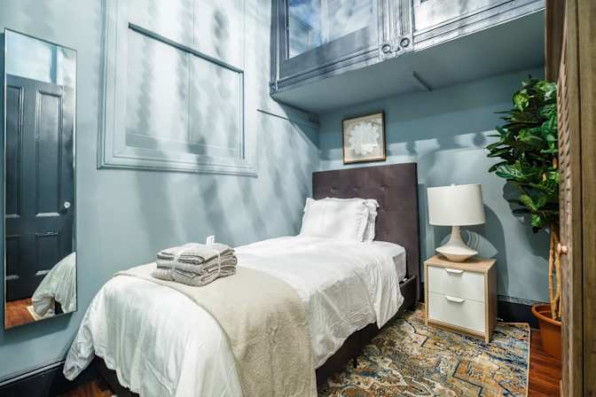 Sam June's room