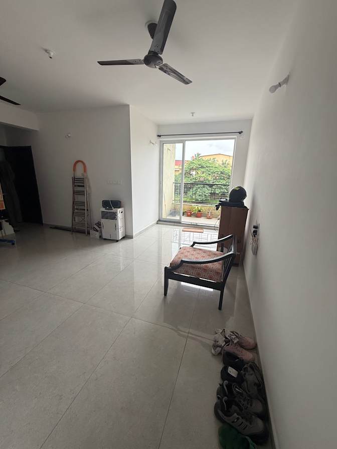 Dheeraj Khadapkar's room
