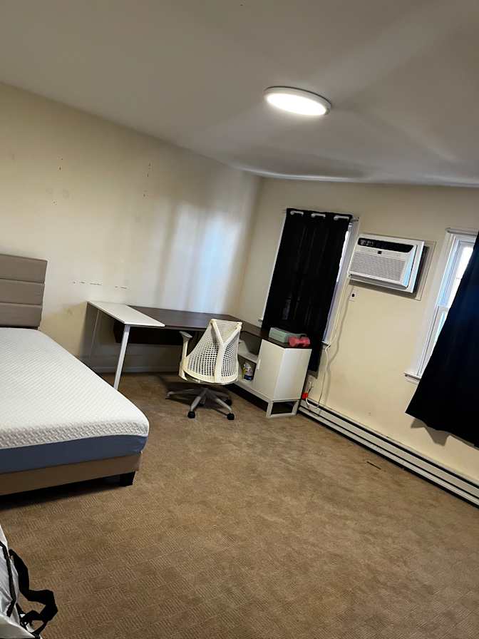 Reanna Raja's room