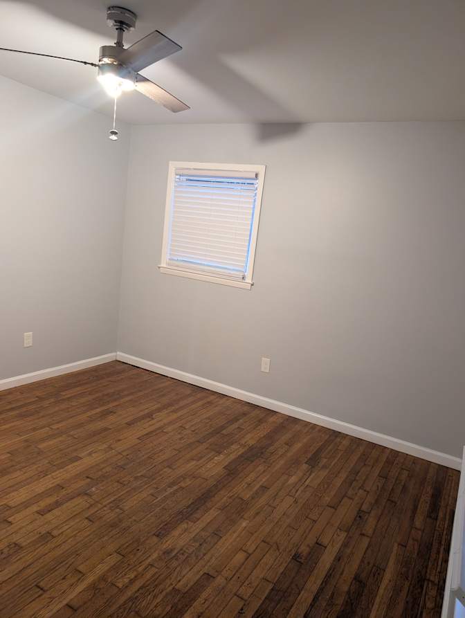 Alcove Rooms's room