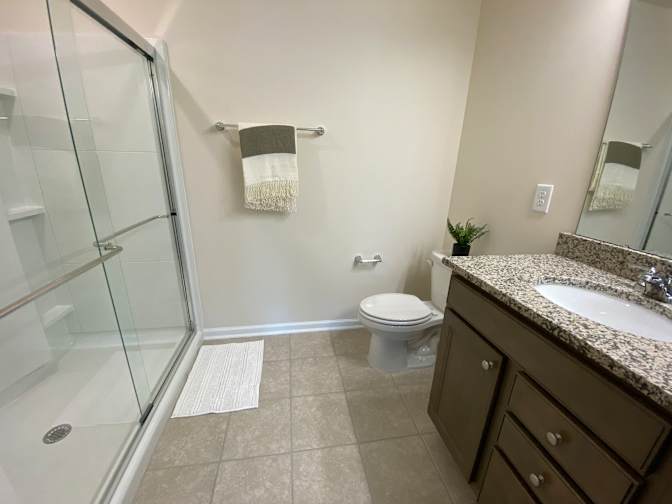 Alcove Rooms's room