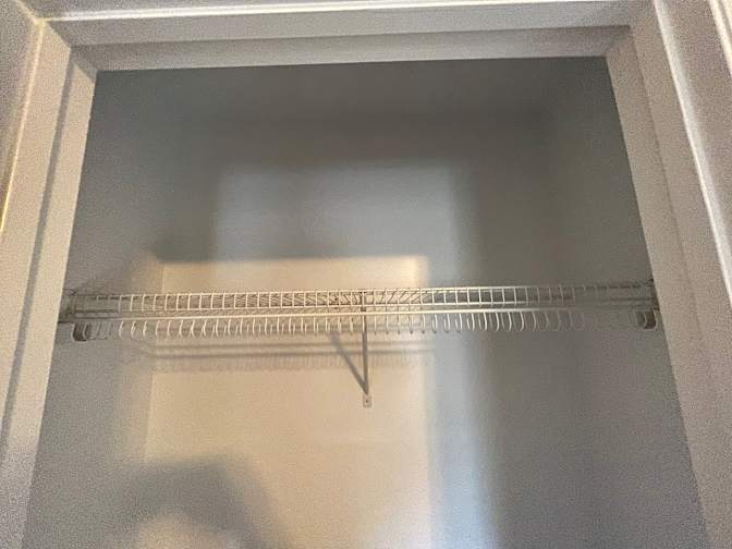 Alcove Rooms's room