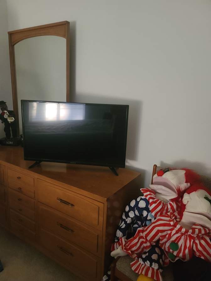 Linda Brazil's room