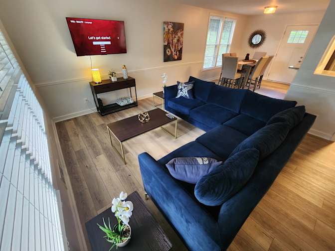 CL&C Property Management and Consulting's room
