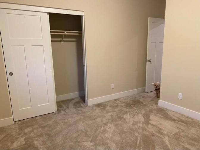 Vicky's room