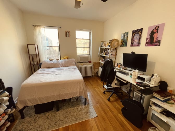 Emeli's room