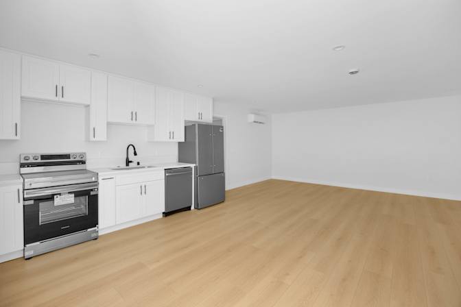 Suite Spot Management's room
