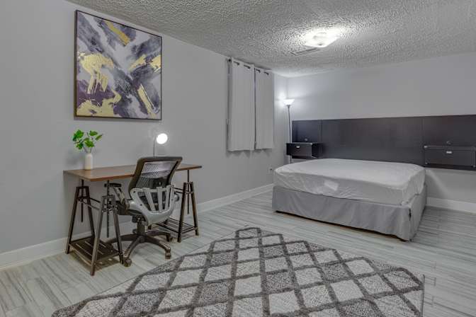 Stephanie's room
