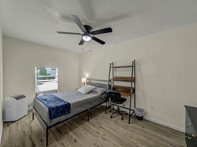 PadSplit's room