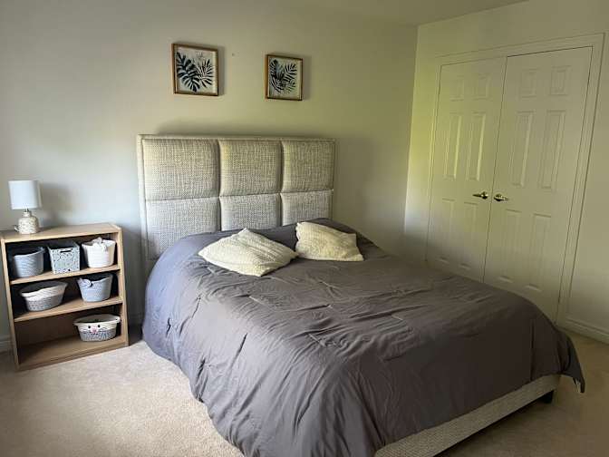 Julio's room