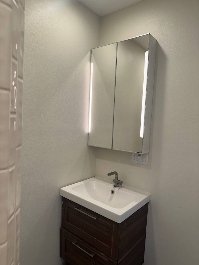 Ventura Property Management's room