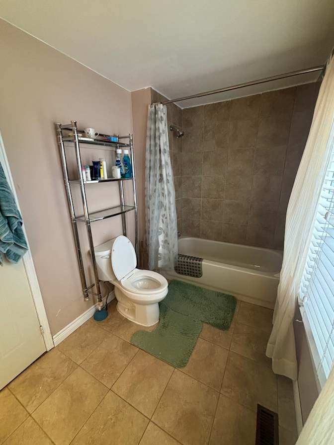 Jeffrey Resuento's room