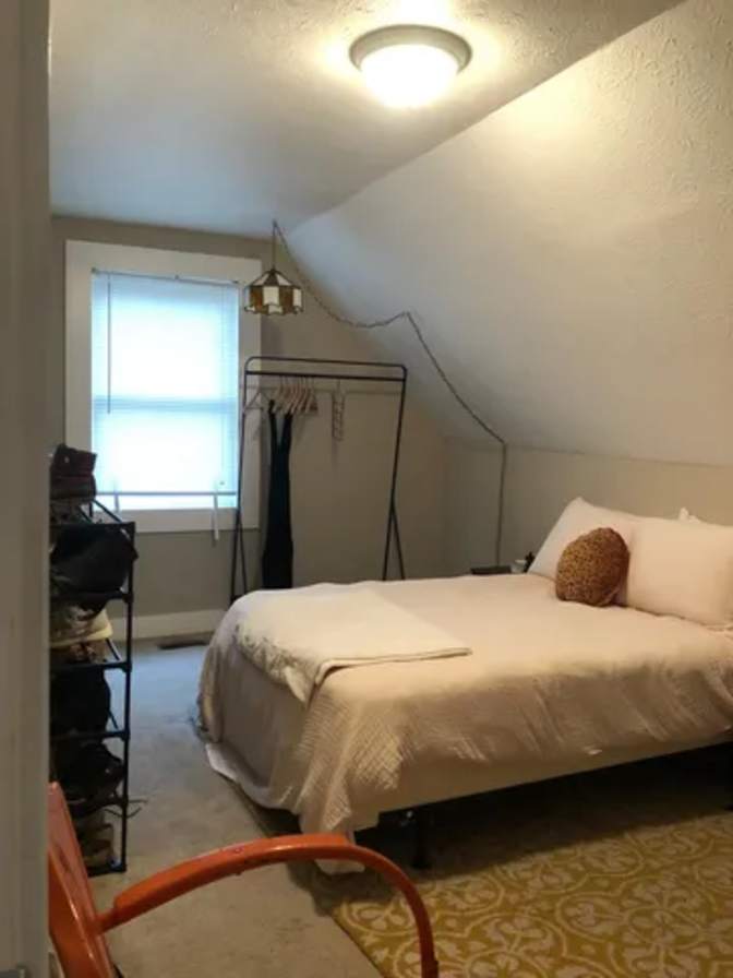Spacious And Private Room Rent's room