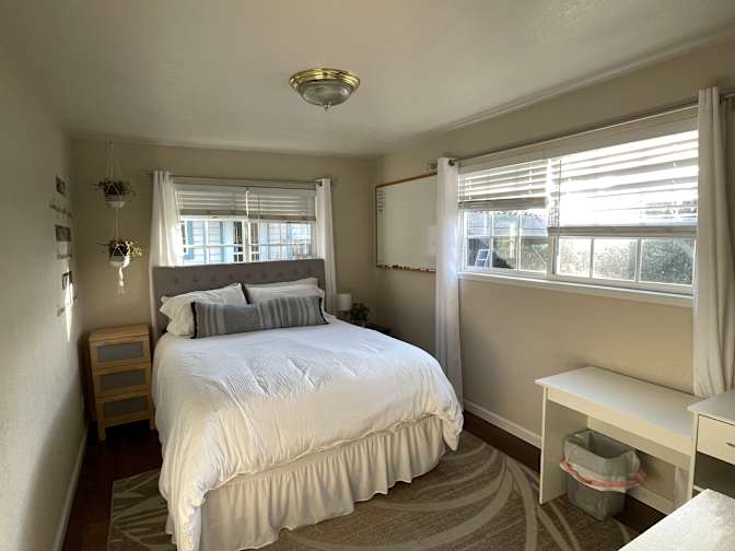 Polly's room