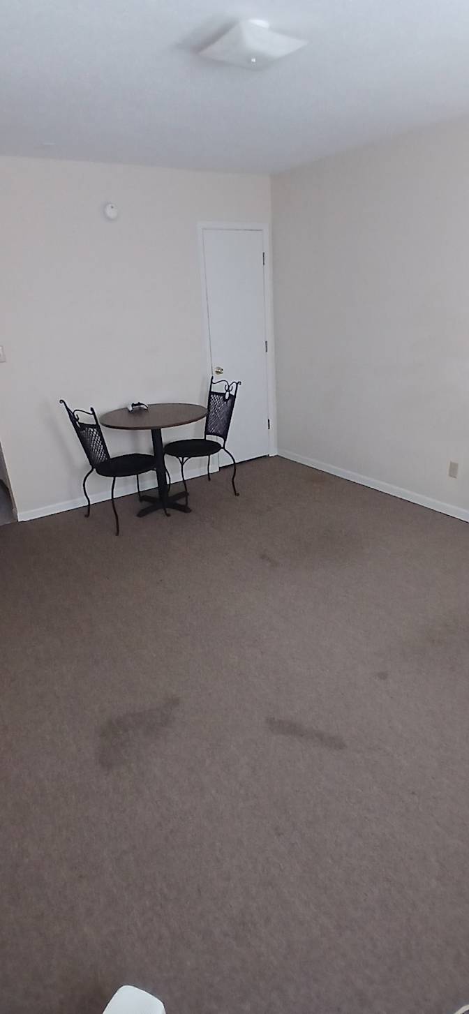 Benny's room
