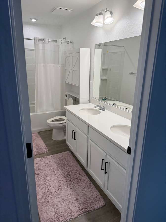 Kristen Ann Tan's room