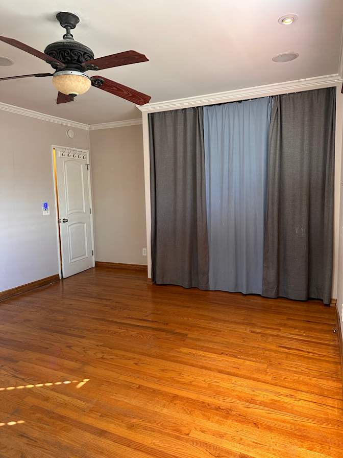 Mary Lin's room