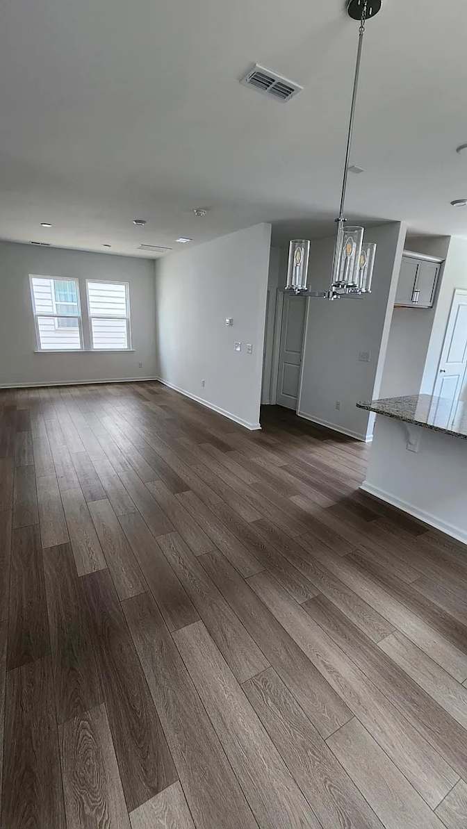 Alcove Rooms's room