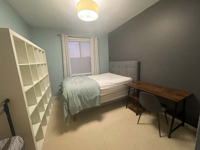 Ali's room