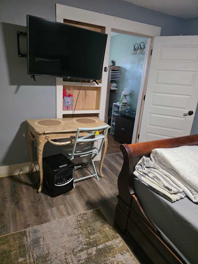 Silvia's room