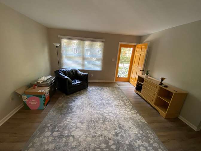 Alcove Rooms's room