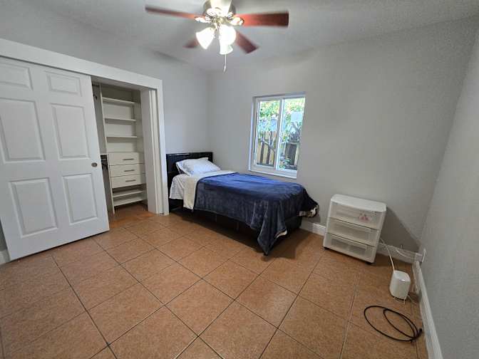 Victoria's room