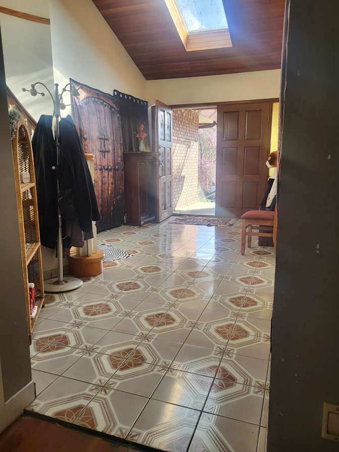 Eddy's room