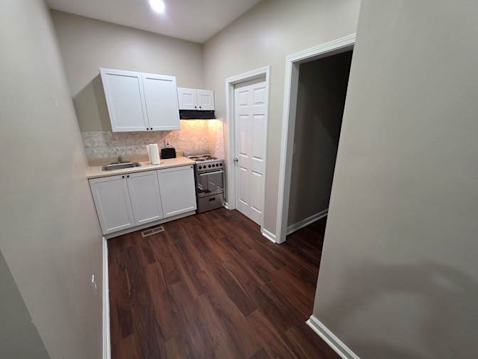 CL&C Property Management and Consulting's room