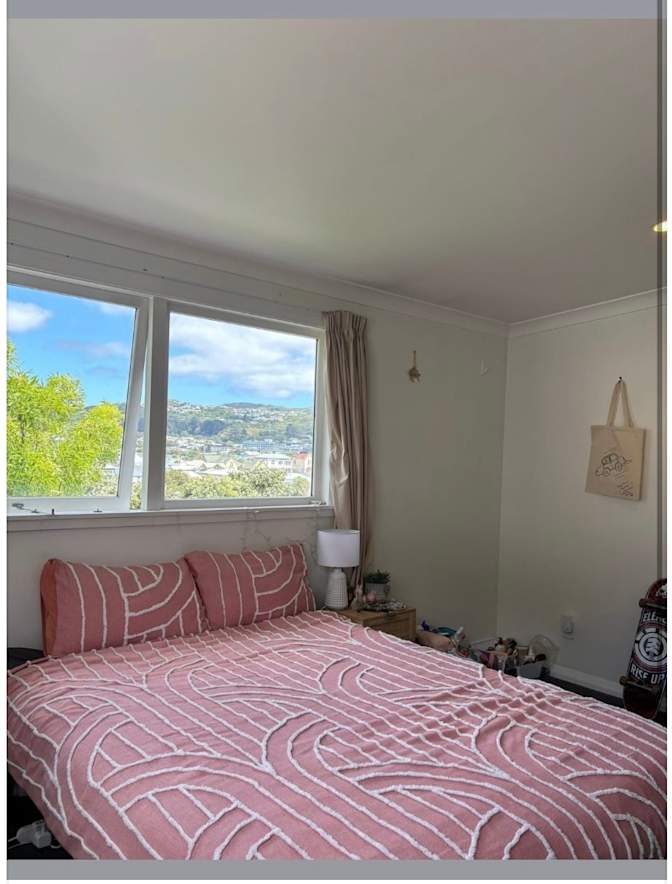 Kelly Taylor's room