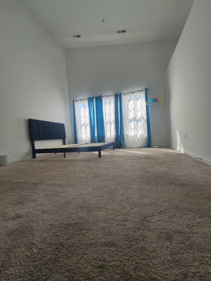 Jay Ash's room