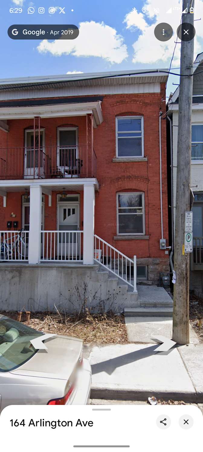 Charlebois Mario's room