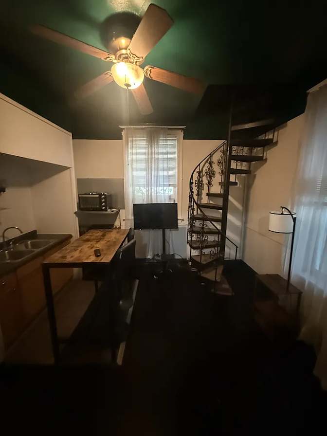 Richard's room