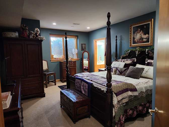Shannon May's room