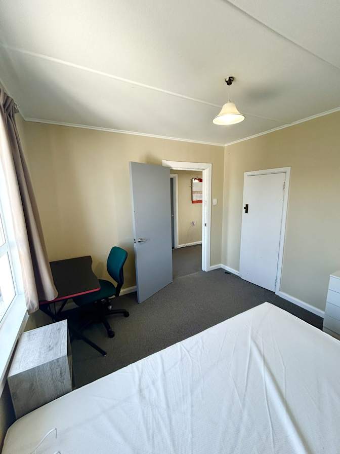 Ritchie Li's room