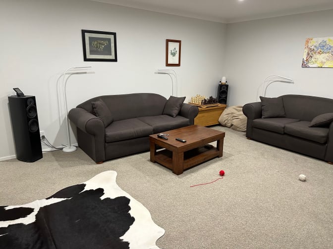 Tony's room