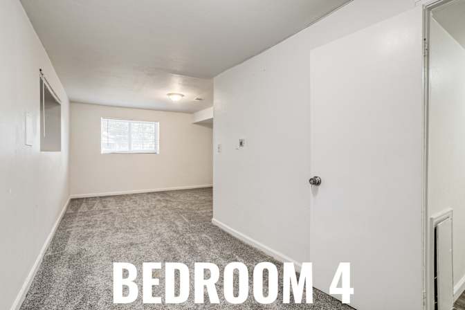 HomeCrew's room