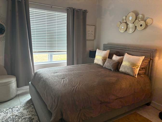 Cynthia's room