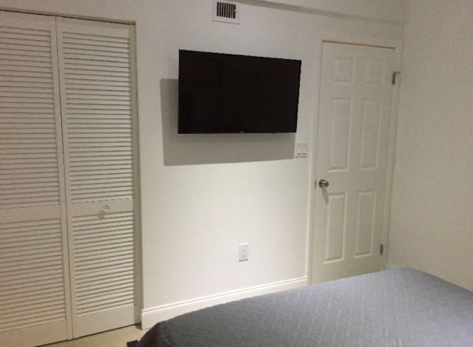 Jose's room
