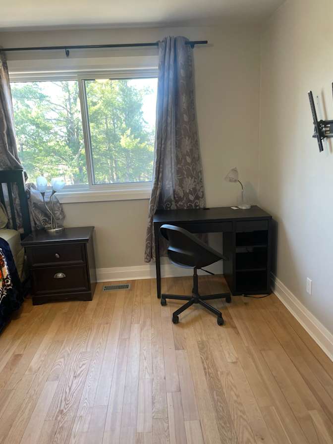 Char's room