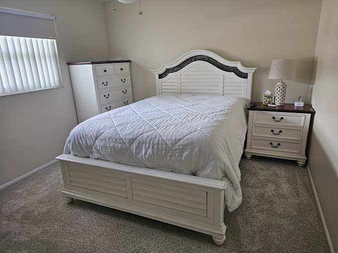 charles's room